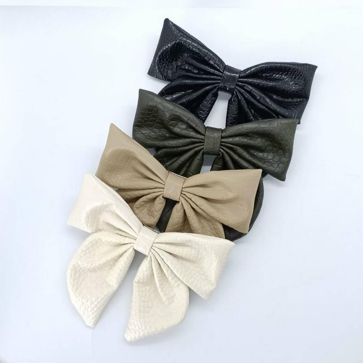 ELEGANT CROC PU LEATHER BOW HAIR CLIP_CWAHA6350