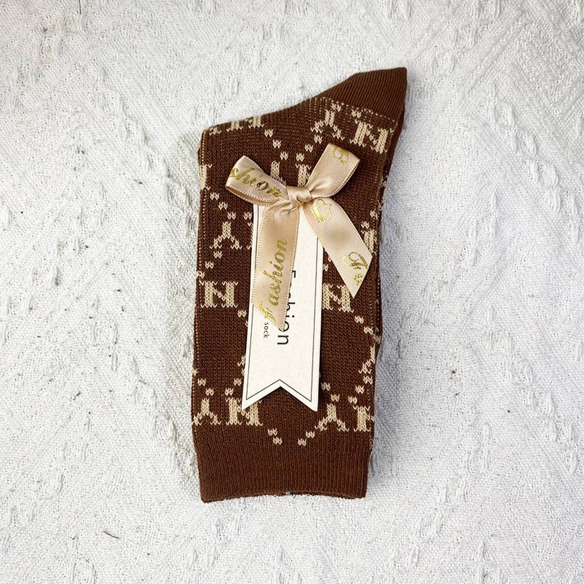 COLLEGE STYLE MID TUBE WOMENS SOCKS FOR GIFTS_CWMS1111