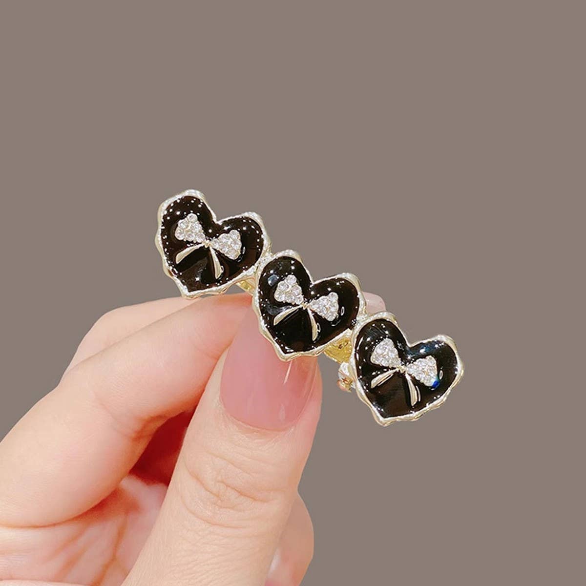 BLACK HEART DUCKBILL CLIP SIDE CLIP BANGS HAIRPIN_CWAHA4712