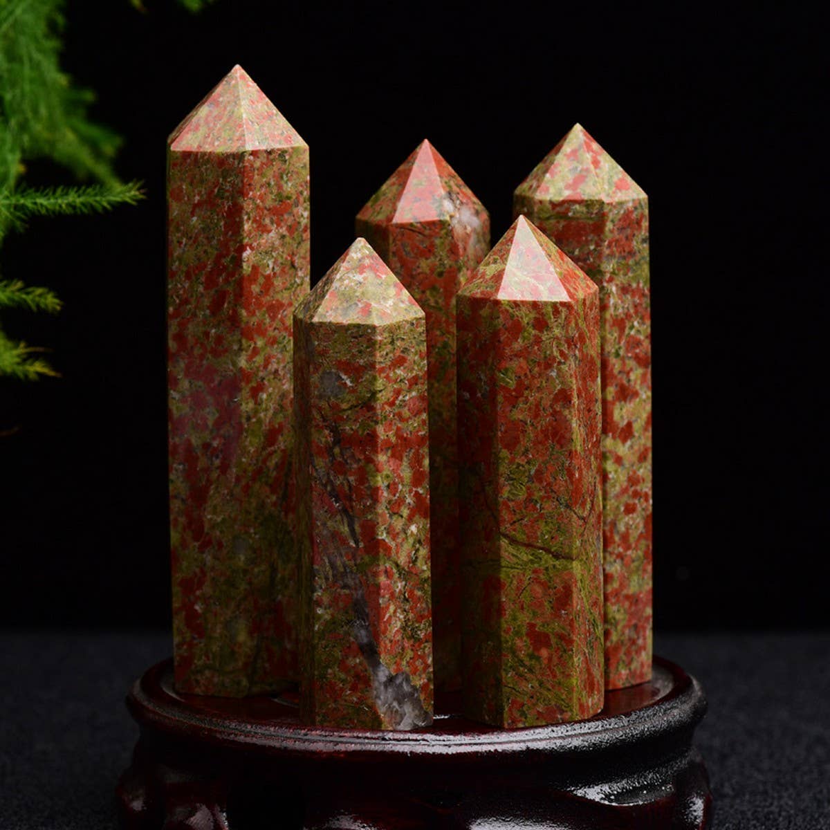 NATURAL CHRYSOPRASE HEXAGON CRYSTAL TOWER_CWMM8133