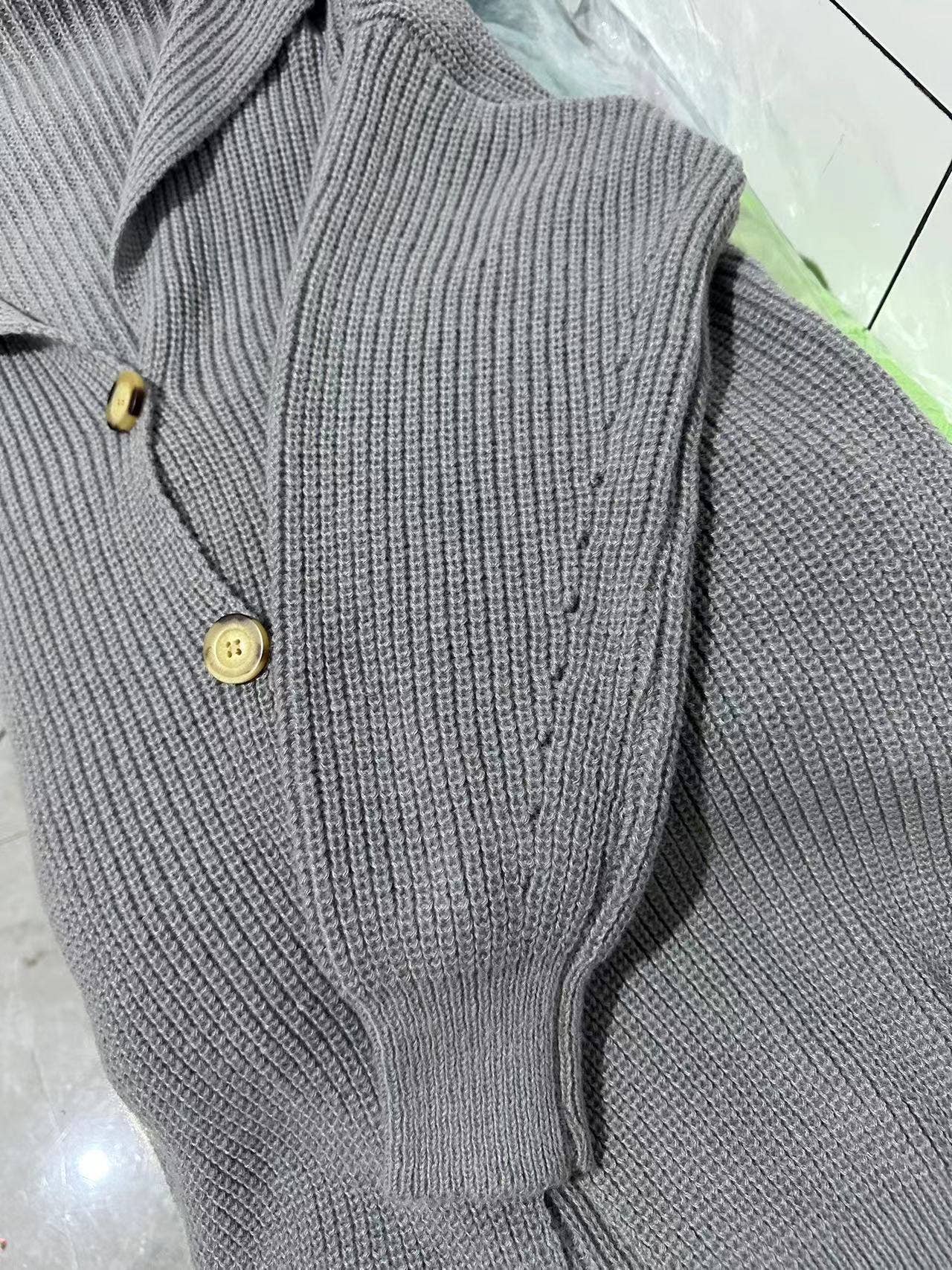 Solid Lapel Three-Button Mid-Length Cardigan