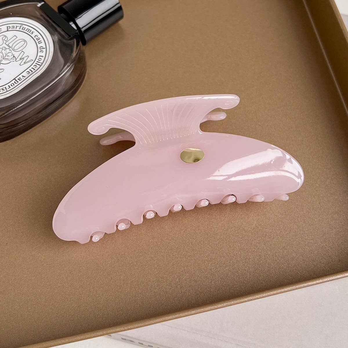 MERMAID TAIL CLAW CLIP ELEGANT NO CREASE GRIP_CWAHA6007