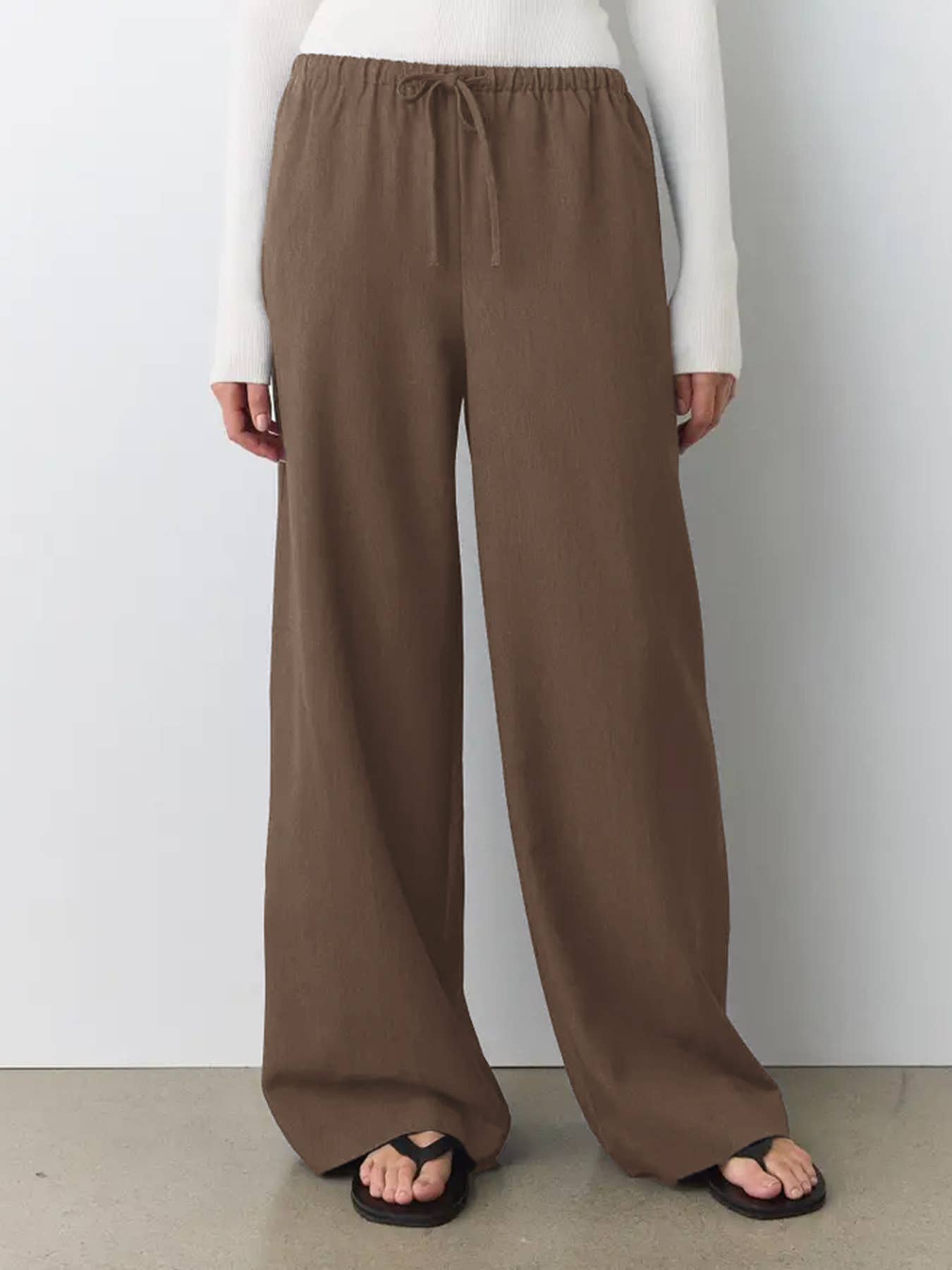 Stretched-Waist Drawstring Straight-Leg Trousers