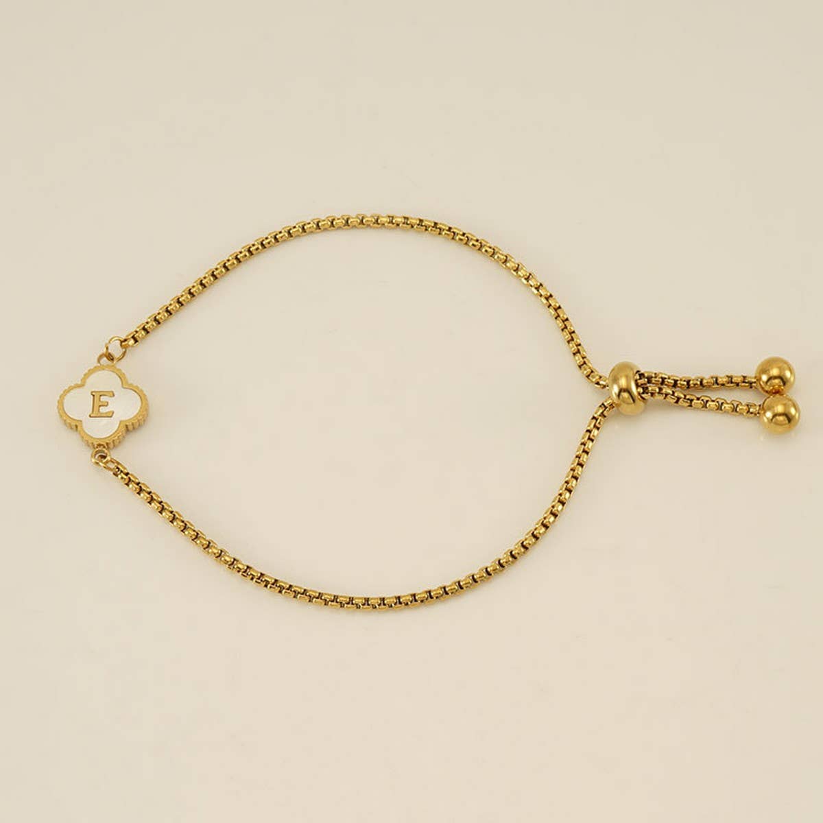 Cwaje1959_Adjustable Four Leaf Clover Letter Shell Bracelet
