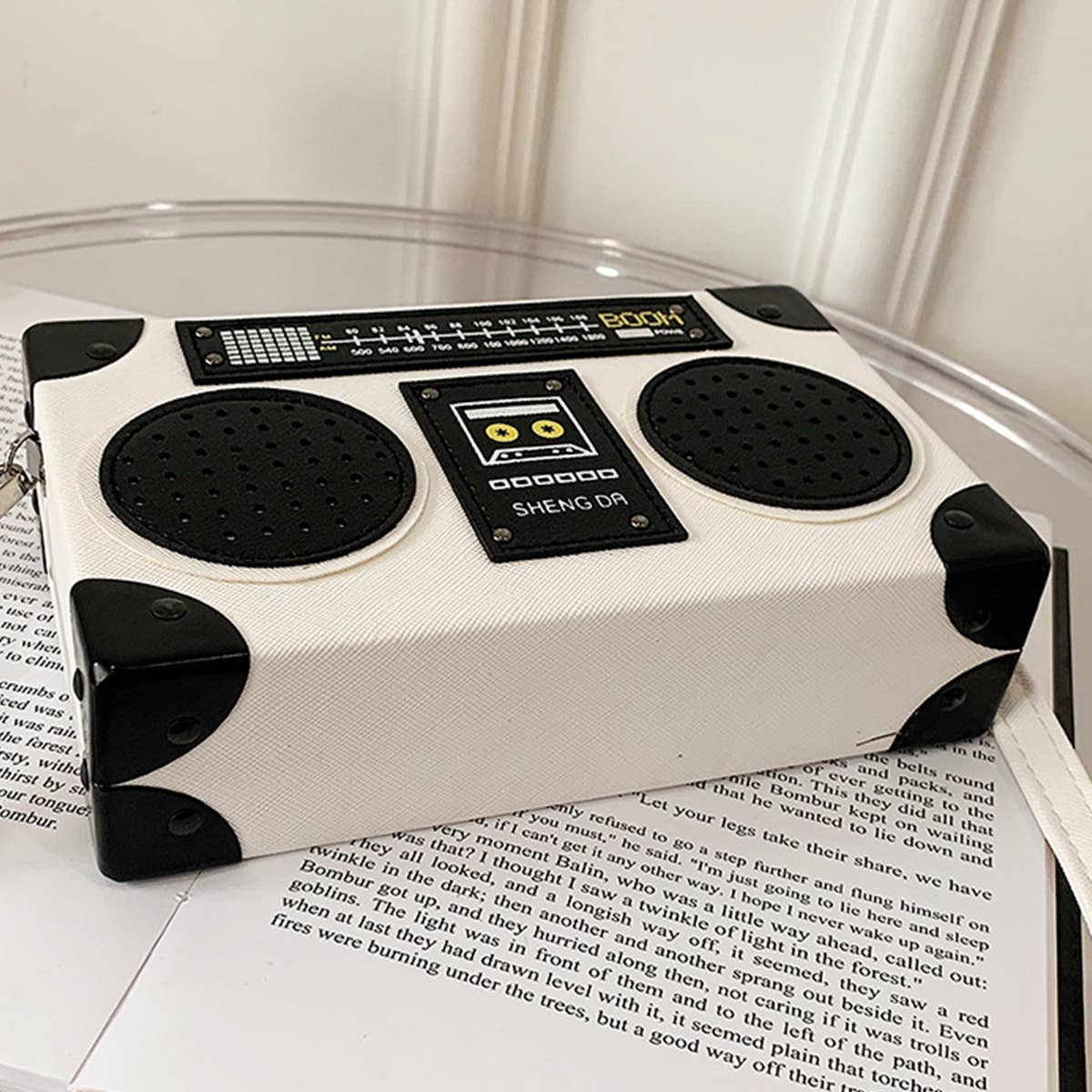 RETRO RADIO BOX SHAPED MESSENGER BAG_CWAB0985