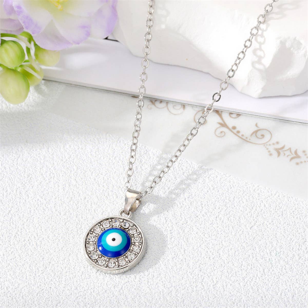 FASHIONABLE EVIL EYE DIAMOND NECKLACE_CWAJE2444