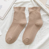 RUFFLED SOLID COLOR MID TUBE SOCKS FOR WOMEN_CWMS0412