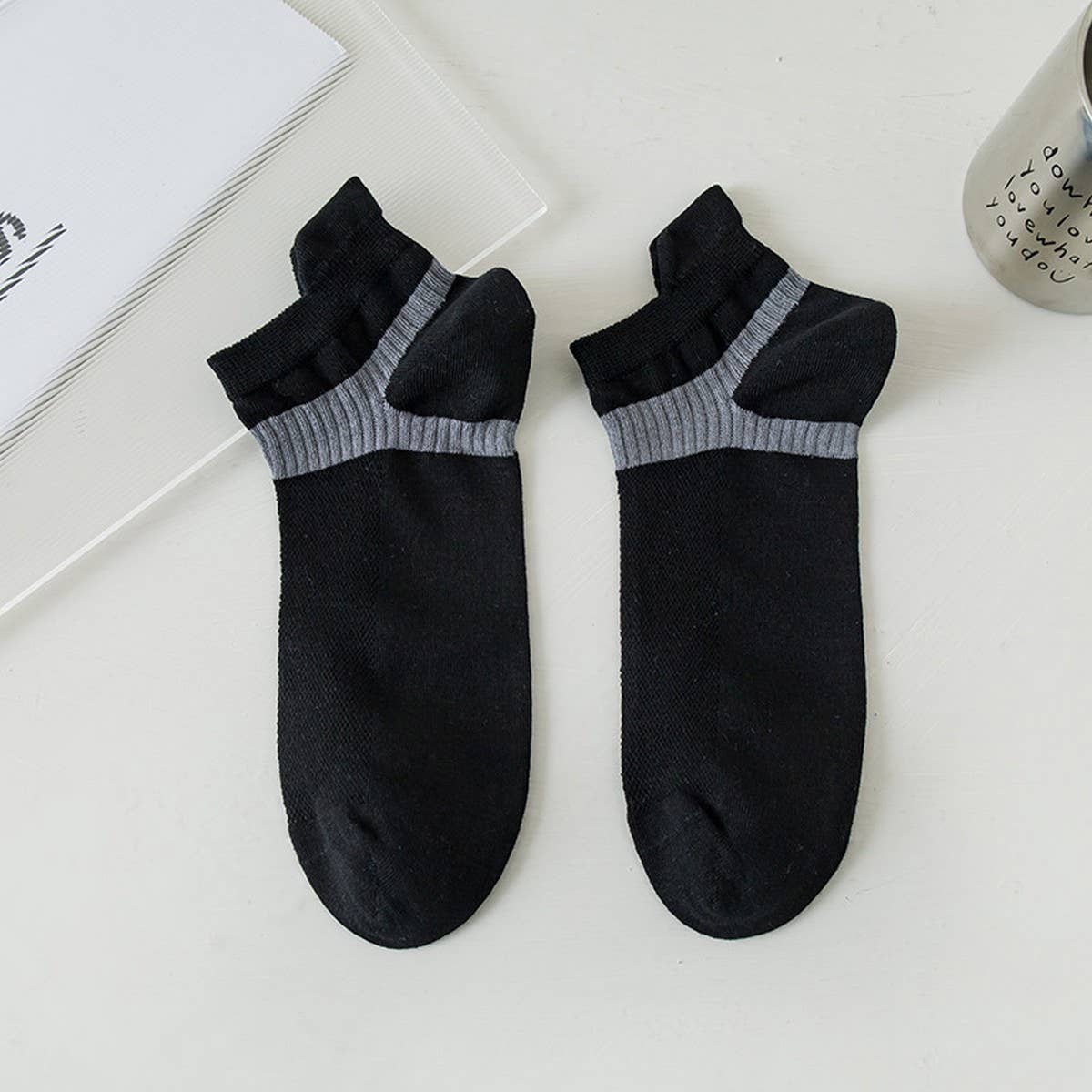 DEODORANT AND SWEAT ABSORBENT MENS SPORTS SOCKS_CWMS2010