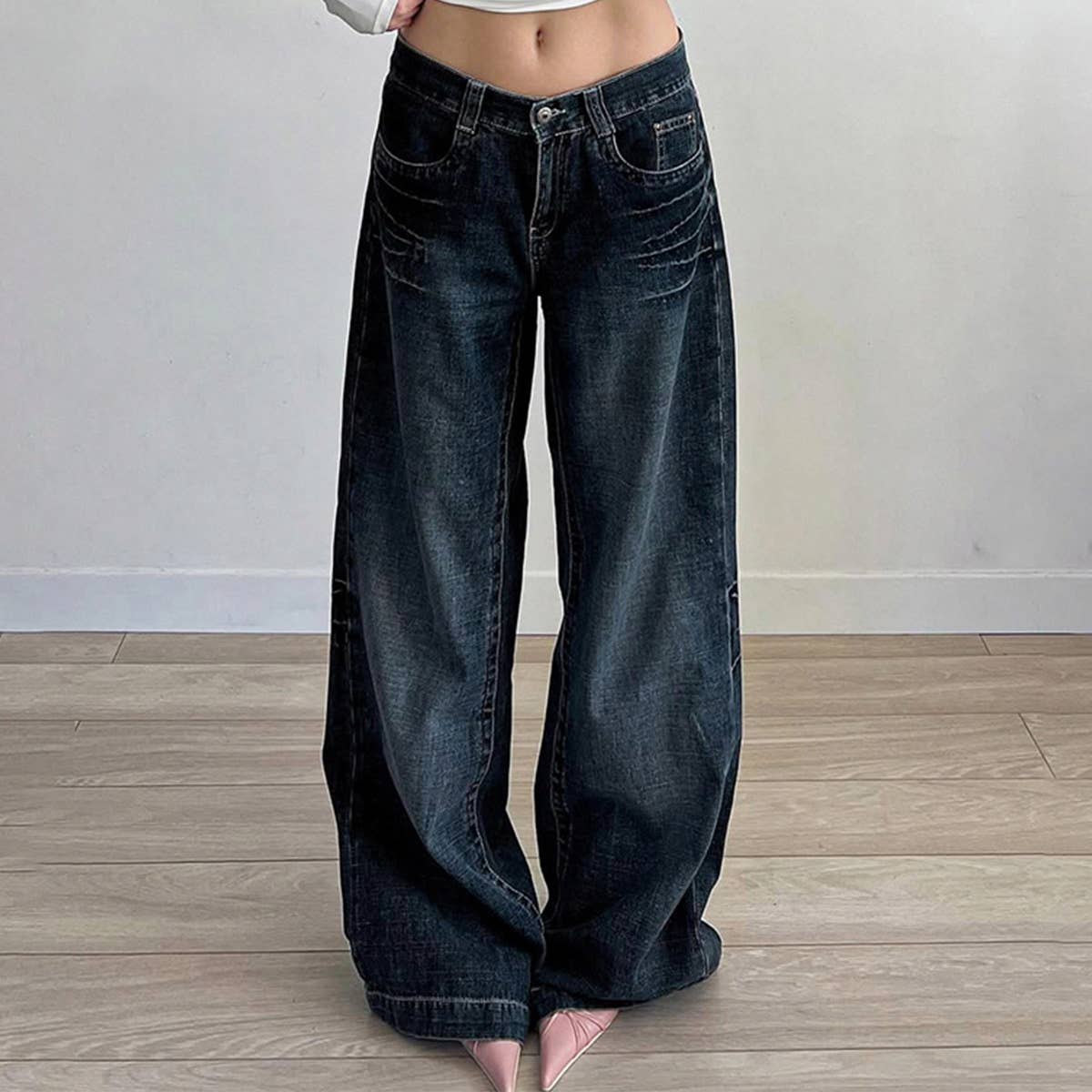 Vintage Wash Wash Straight Leg Wide-Leg Jeans