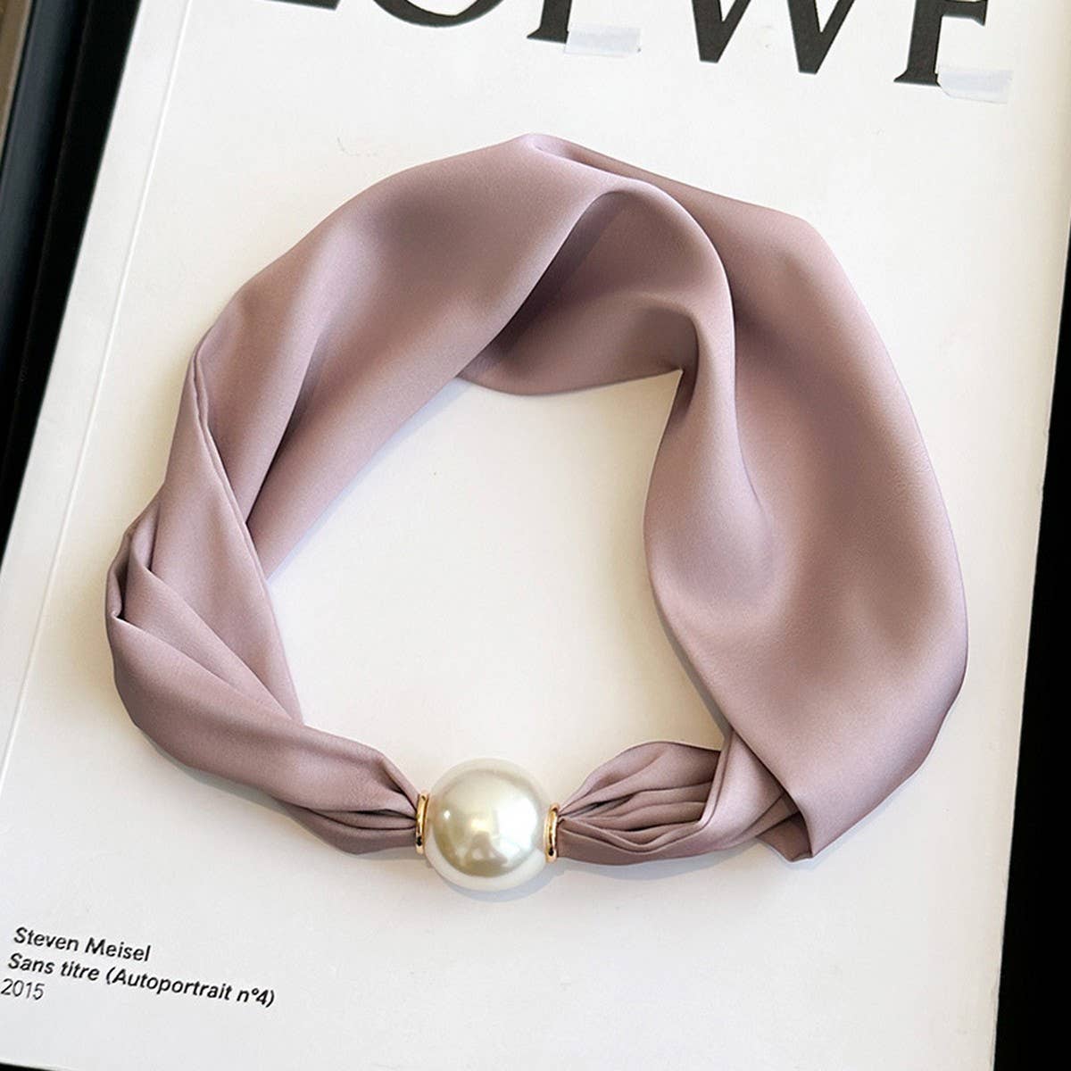 Pearl Magnetic Skinny Silk Neck Scarf_Cwasc03930