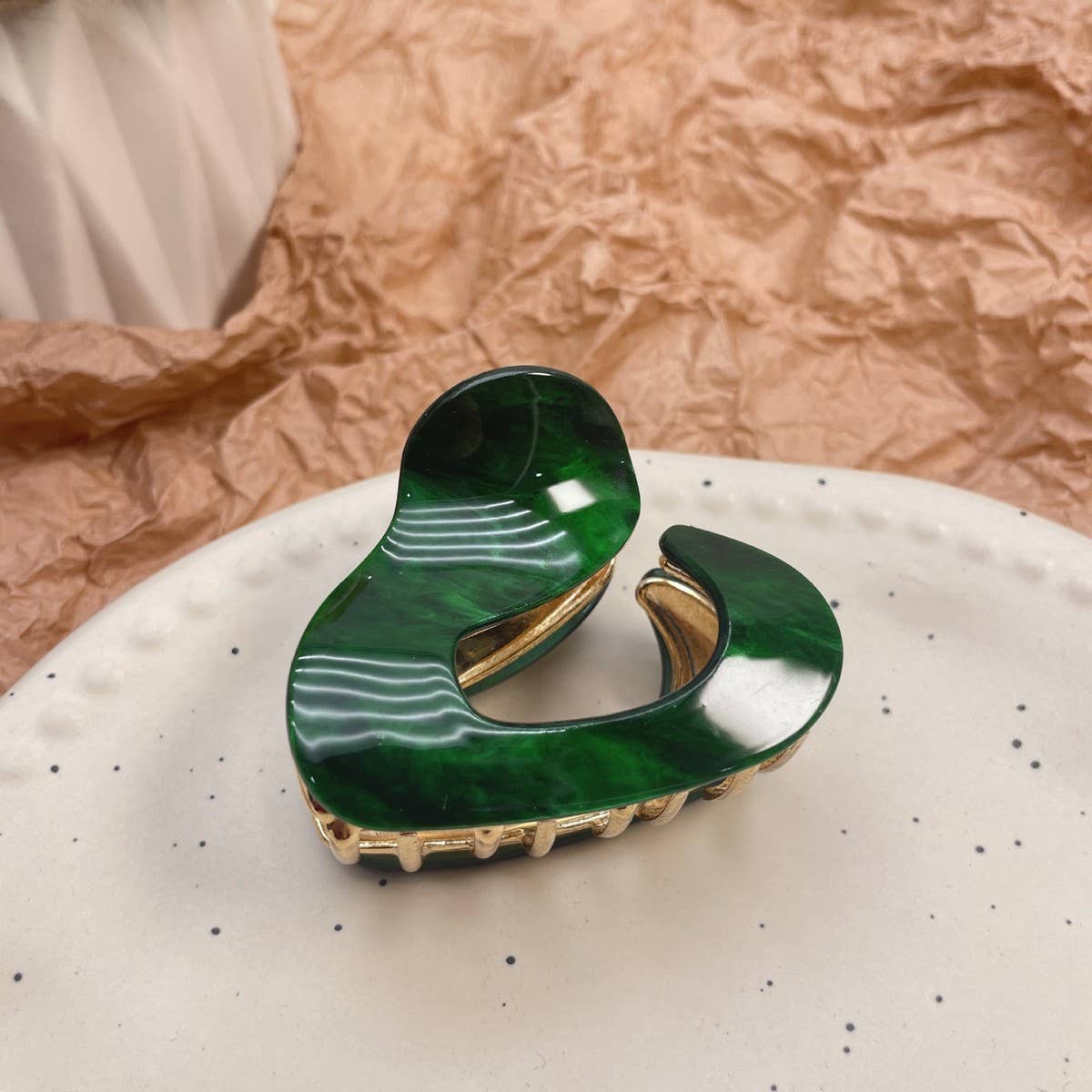 IRREGULAR ACETATE METAL HAIR CLAW CHIC MID CLIP_CWAHA0562