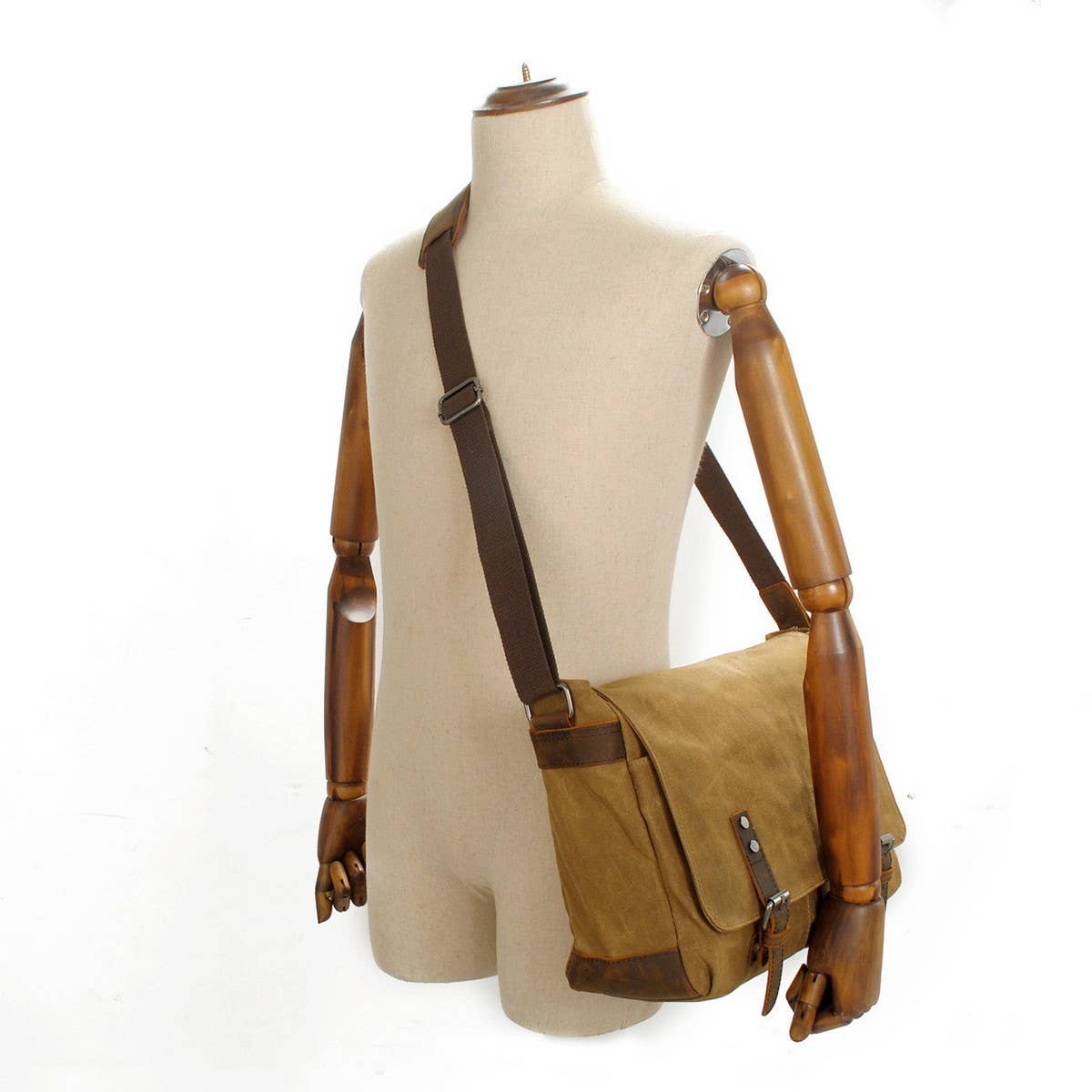 MENS VINTAGE CANVAS MESSENGER LAPTOP BAG_CWAB5556