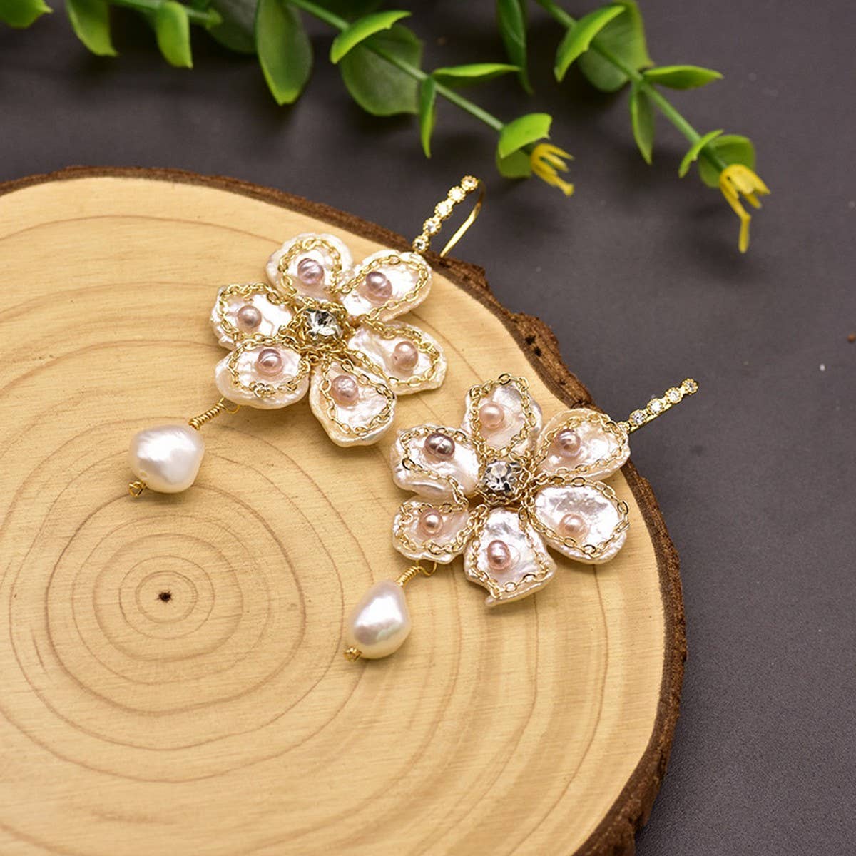 HIGH END FLOWER ANCIENT STYLE SWEET EARRINGS_CWAJE3770