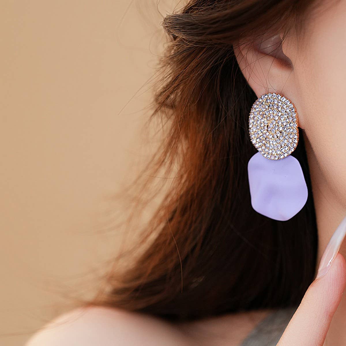 EXAGGERATED PLEATED ROUND HIGH END EARRINGS_CWASC1328