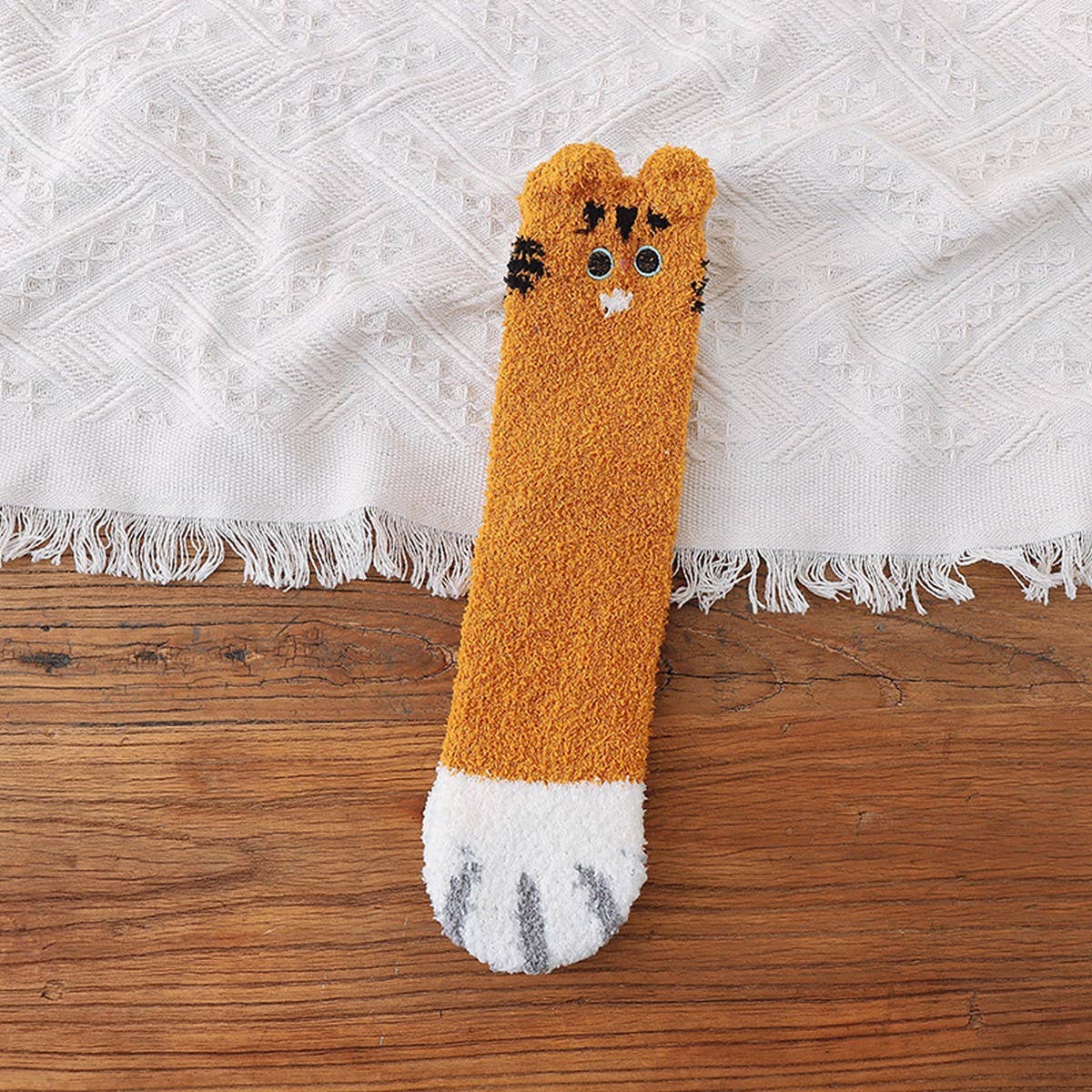 Warm Fleece Cartoon Mid-Calf Socks_Cwms0973