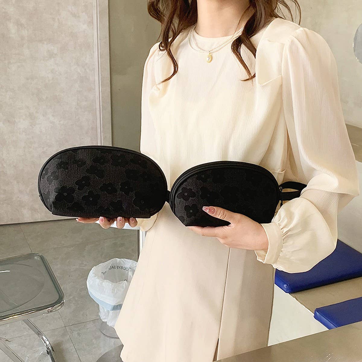 PREMIUM PRINTED FASHION PORTABLE COSMETIC BAG_CWAB4414