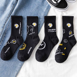 Women Black Daisy Socks_Cwms0670