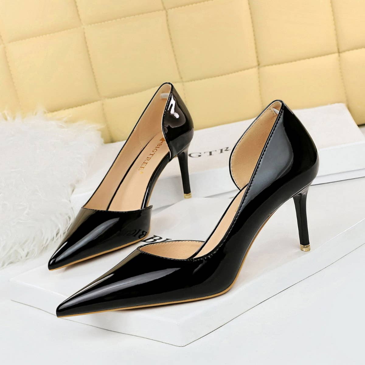 GLOSSY SHALLOW POINTED TOE SEXY HIGH HEELS_CWSHH0061