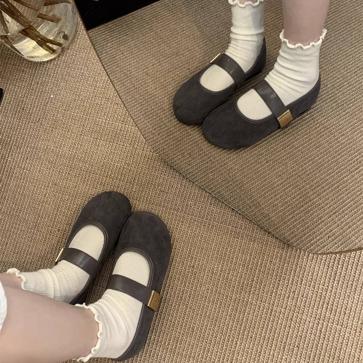 Vintage Red Suede Flats For Women With Soft Sole