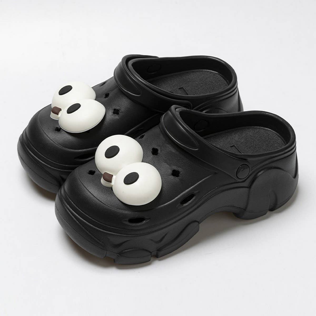 CASUAL CARTOON BIG EYES NEW HOLE SANDALS_CWSHS0817