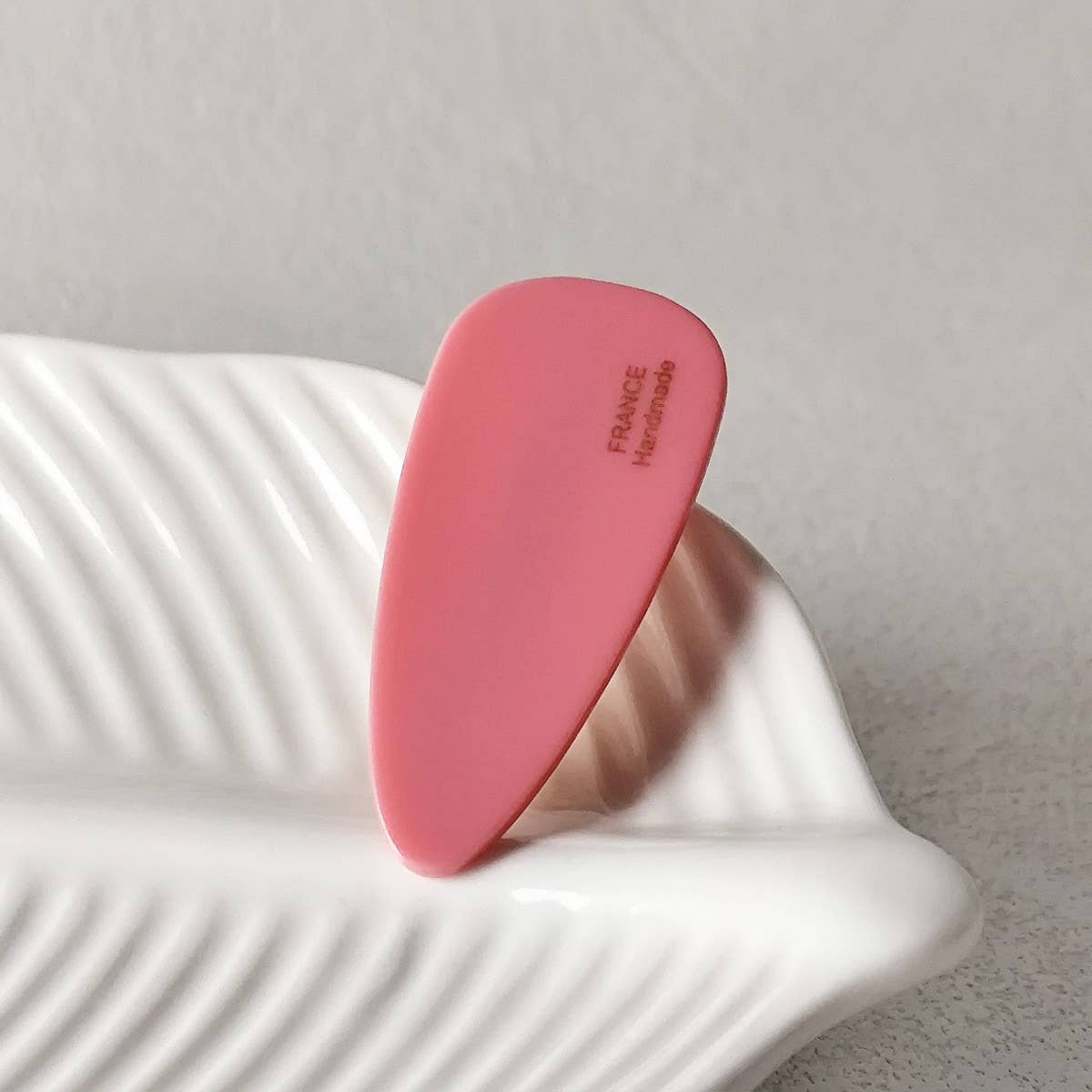 Dopamine Color Acetate Side Bang Hair Clip_Cwaha07270