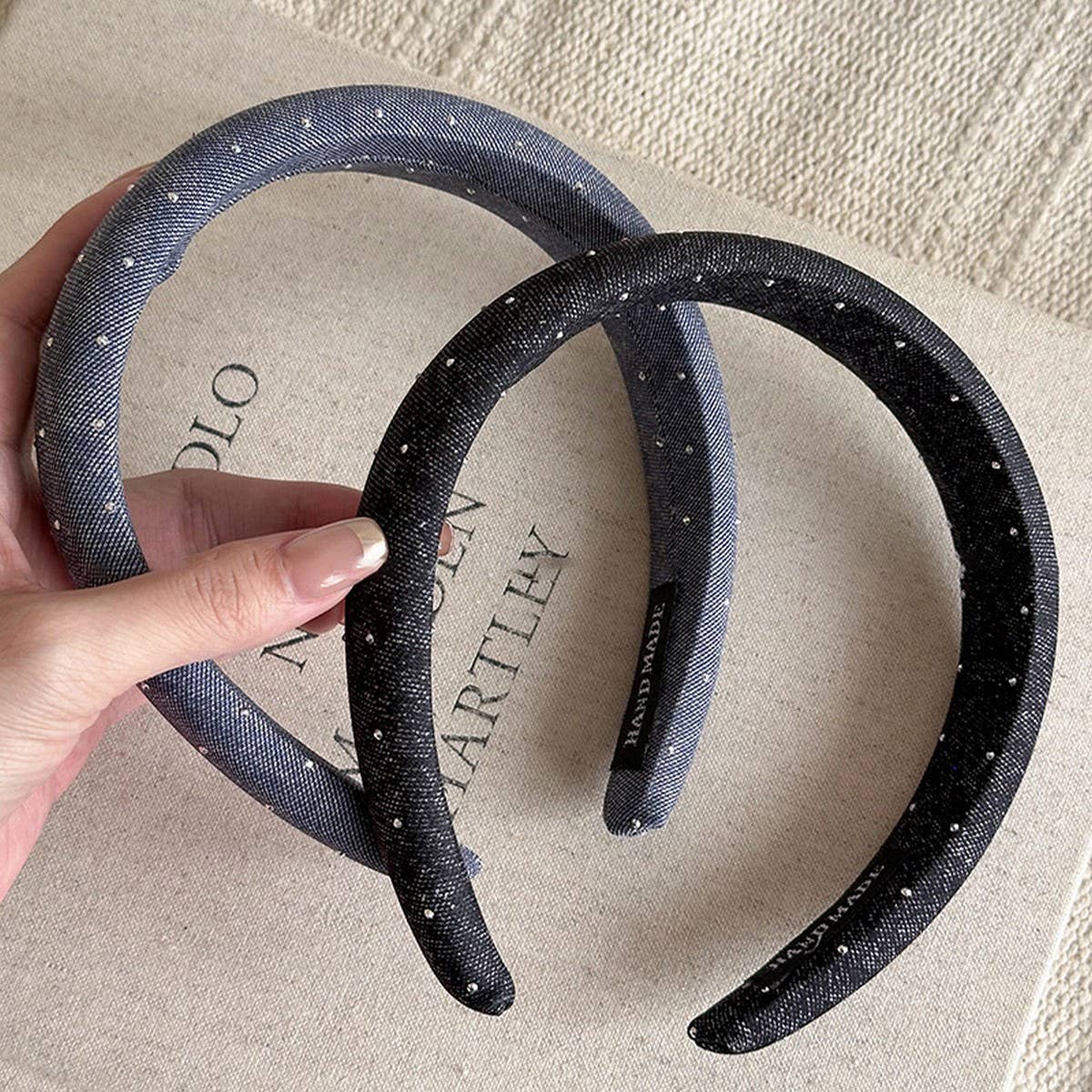 DIAMOND DENIM WIDE BRIM VERSATILE HEADBAND_CWAHA2385