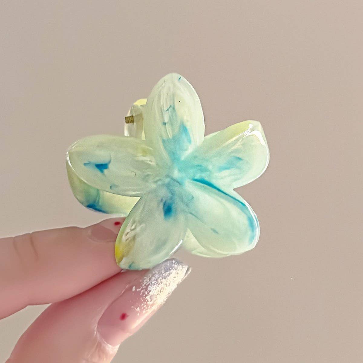 MINT PLUMERIA ACRYLIC HAIR CLAW TIE DYE CLIP_CWAHA2638