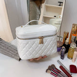 NEW DIAMOND SHAPED LARGE CAPACITY COSMETIC BAG_CWAB4406