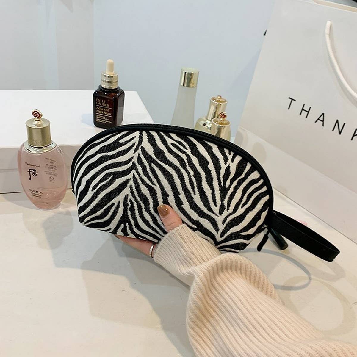 NEW LARGE CAPACITY PORTABLE COSMETIC BAG_CWAB4485