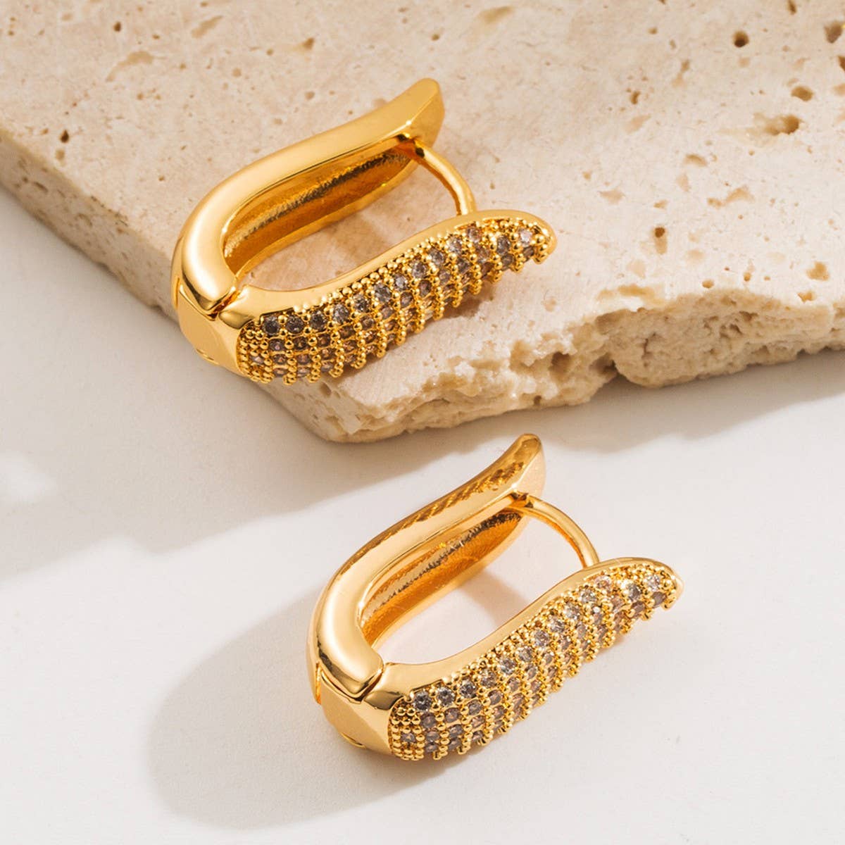 GOLD PLATED HOOP EARRINGS TRENDY STYLE_CWMM8527
