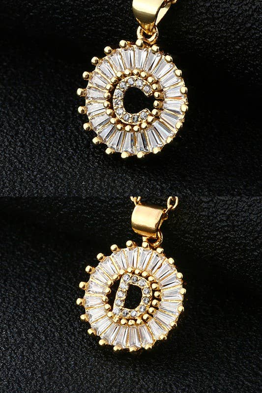 A Z ALPHABET LETTER SUN PENDANT NECKLACE_CWAJE055 B20221