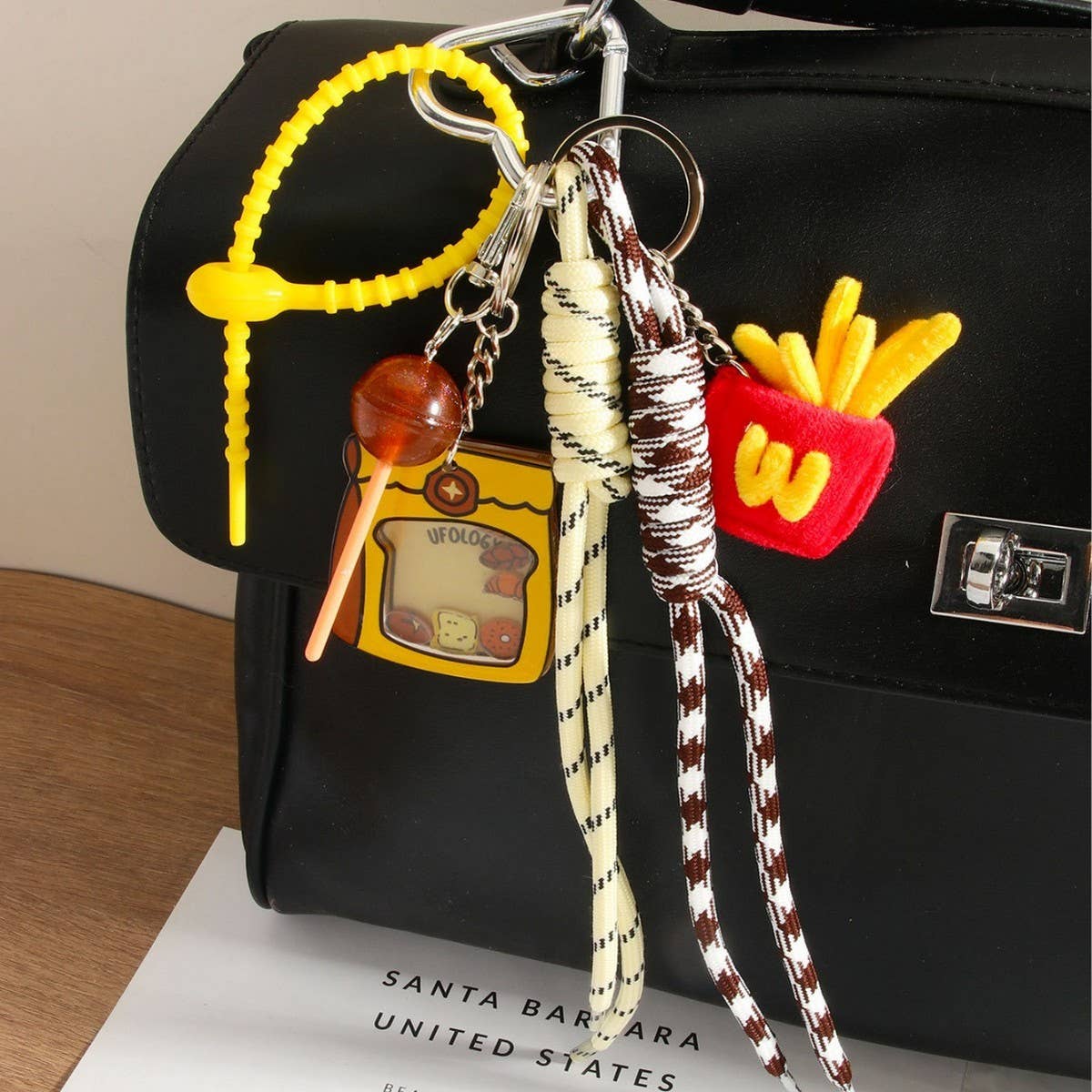 Toast Shaker Keychain With Lollipop Fries_Cwmm7755
