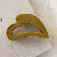 Velvet Heart Clawclip Women Chicbun Hairaccessory_Cwaha07796