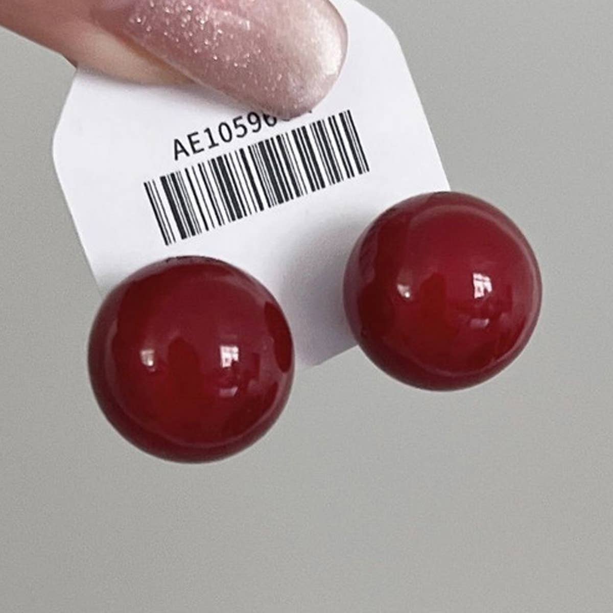 RETRO RED SMALL APPLE EARRINGS_CWAJE1309