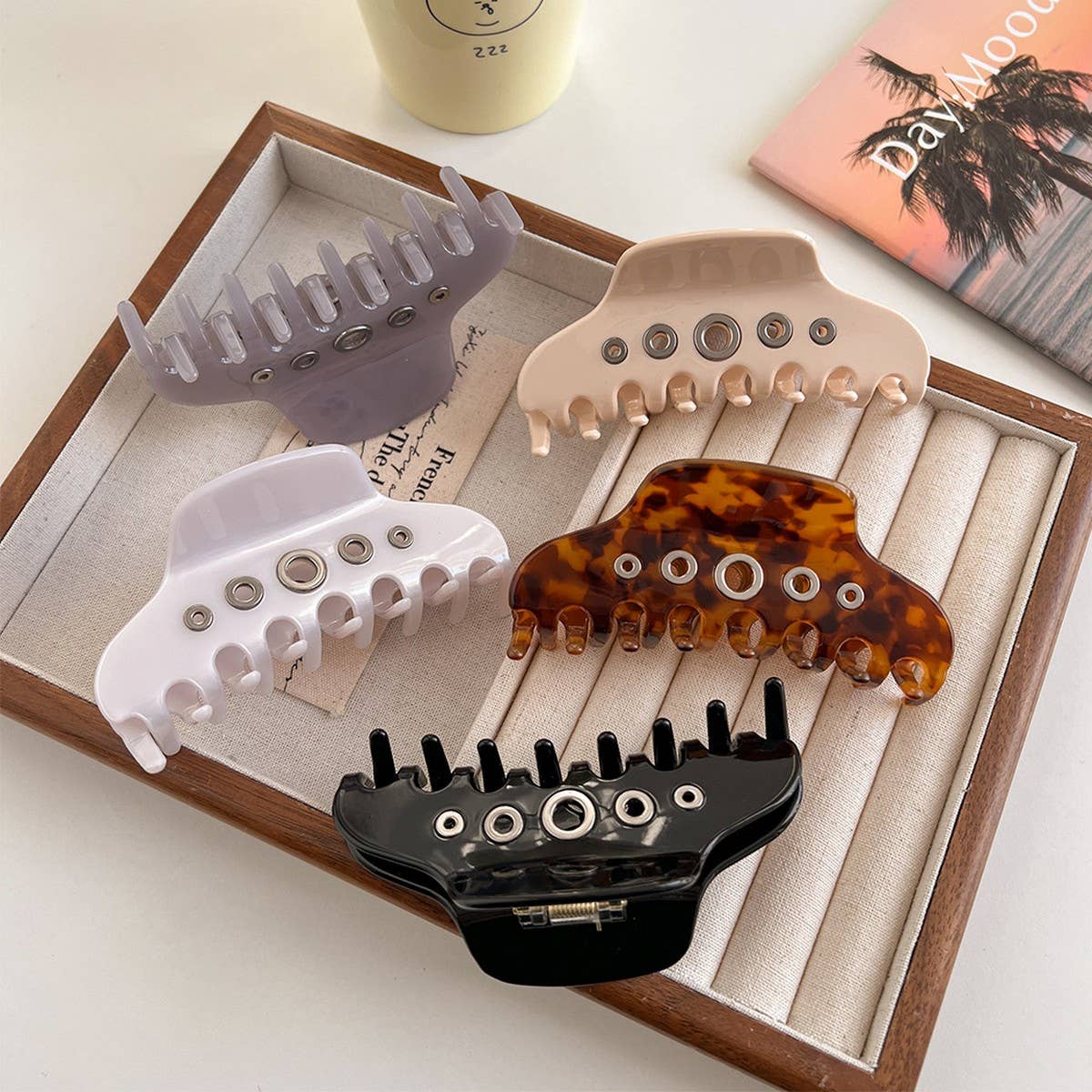 Unique Curved Acetate Claw?Large Hair Volume Grip