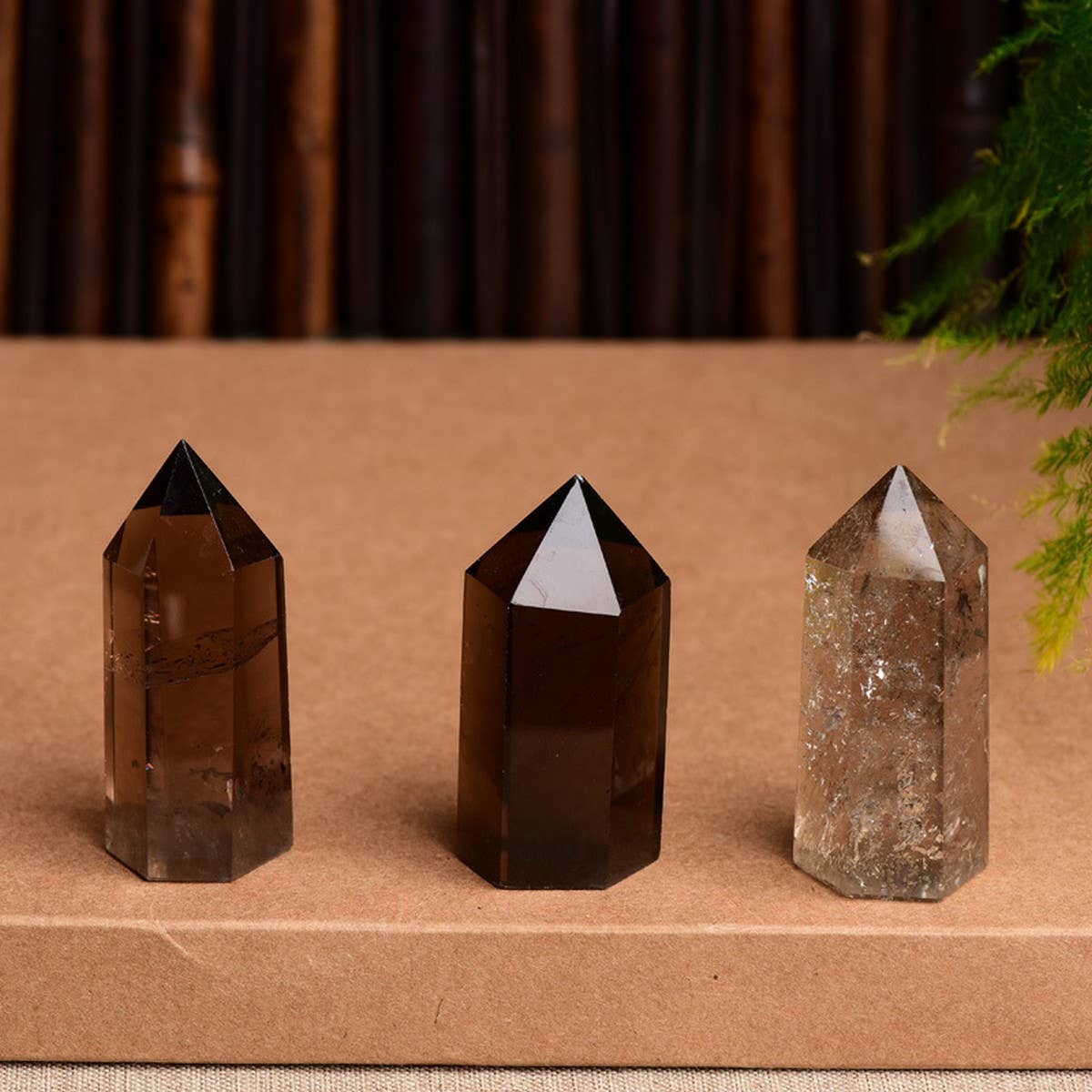 SMOKY QUARTZ CRYSTAL POINT TOWER_CWMM8106
