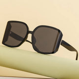 Trendy And Fashionable Curved Lens Sunglasses_Cwasg0740
