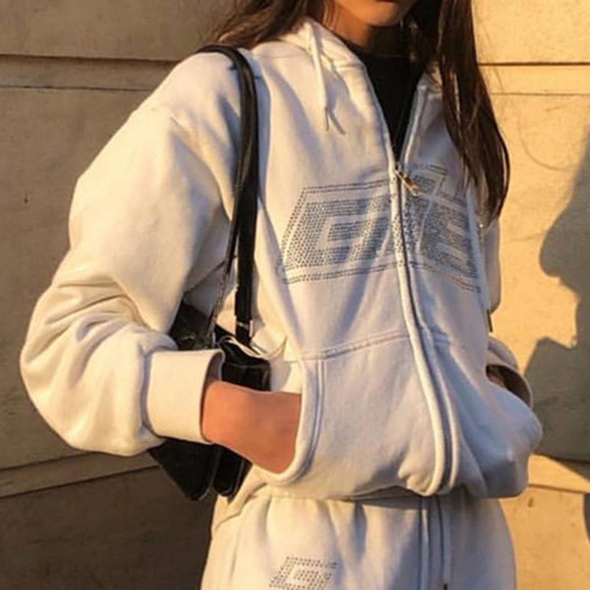 Solid Color Hoodie With Zipper And Diamond Short