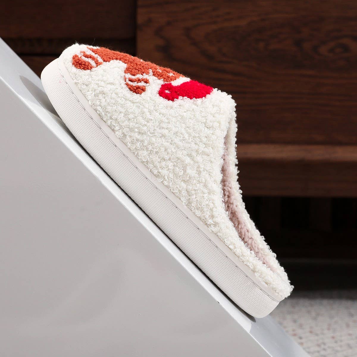 CHRISTMAS POPULAR GINGERBREAD RAYON SLIPPERS_CWSHS0762