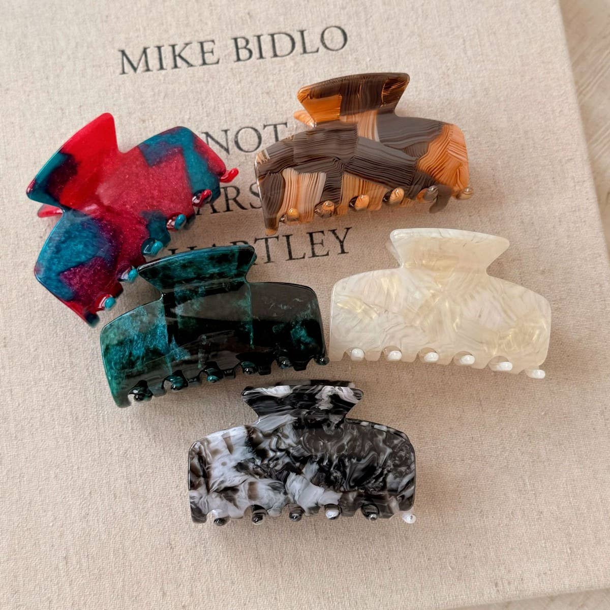 Marble Texture Hair Claw Retro Medium Clip_Cwaha07952