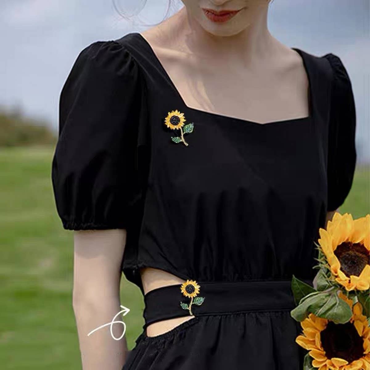 Cwaje2575_Sunflower Diamond Anti-Exposure Pin Brooch