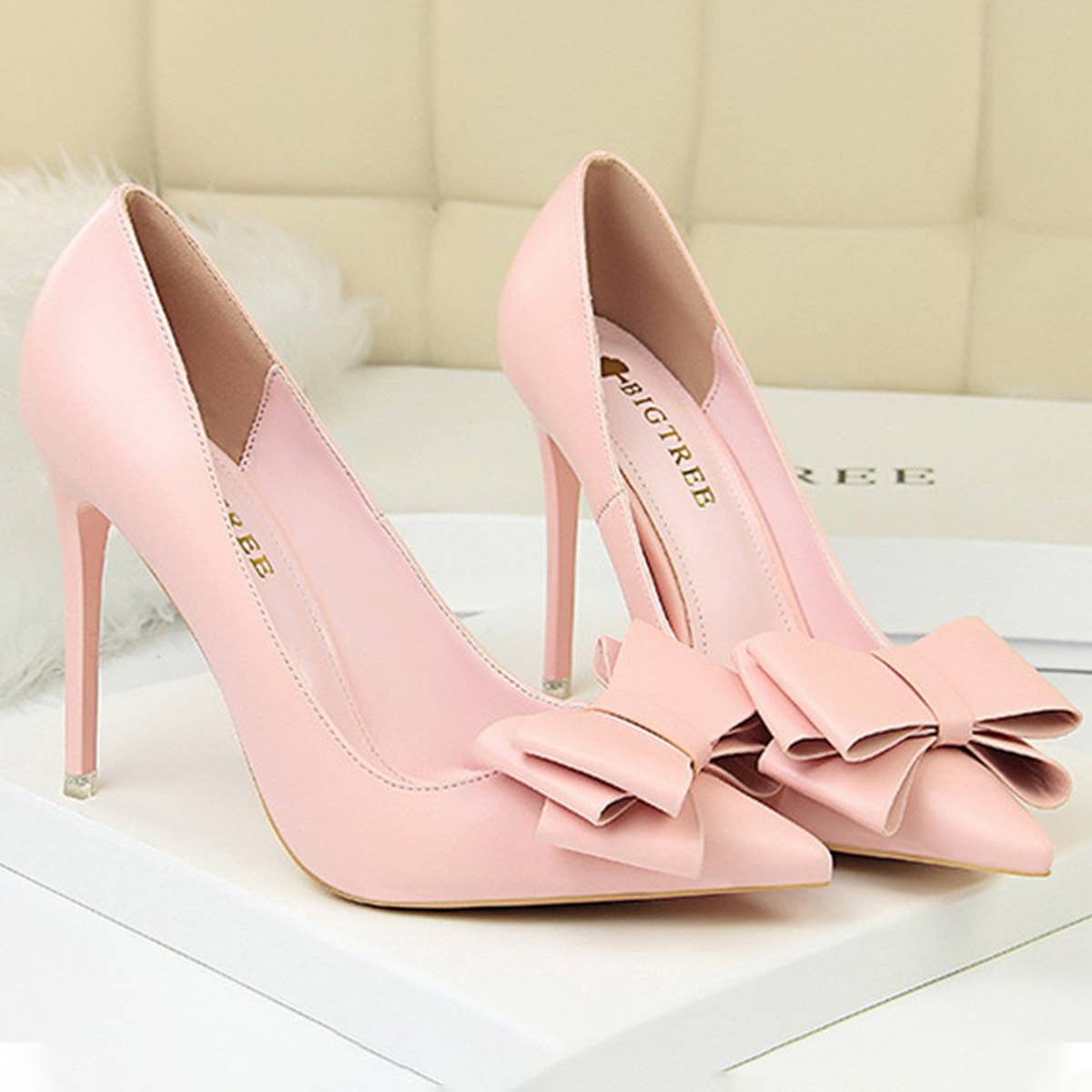 SLIM SHALLOW MOUTH POINTED BOW HIGH HEELS_CWSHH0045
