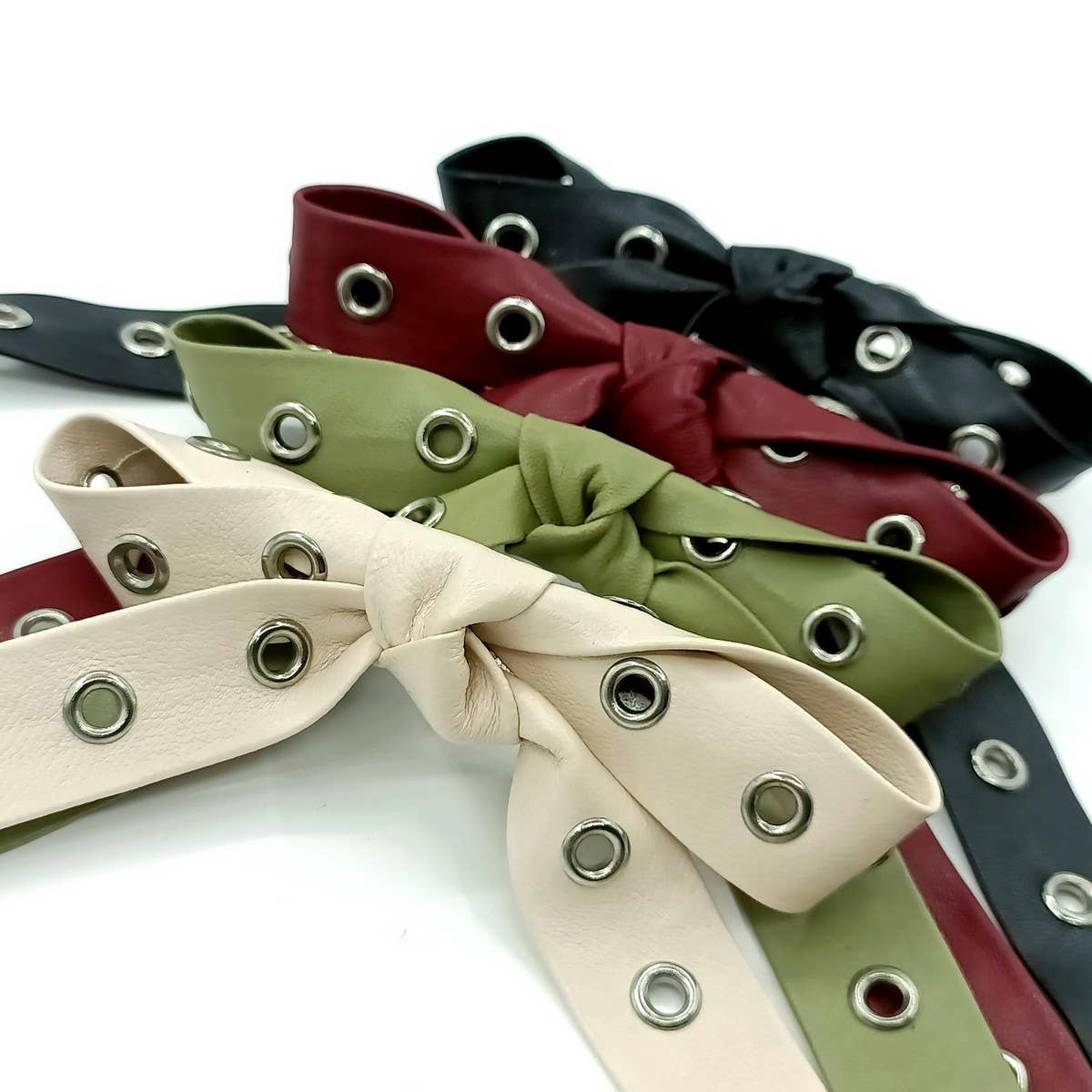 NEW ELEGANT ANCORARED STUDDED LARGE BOW CLIP_CWAHA6345