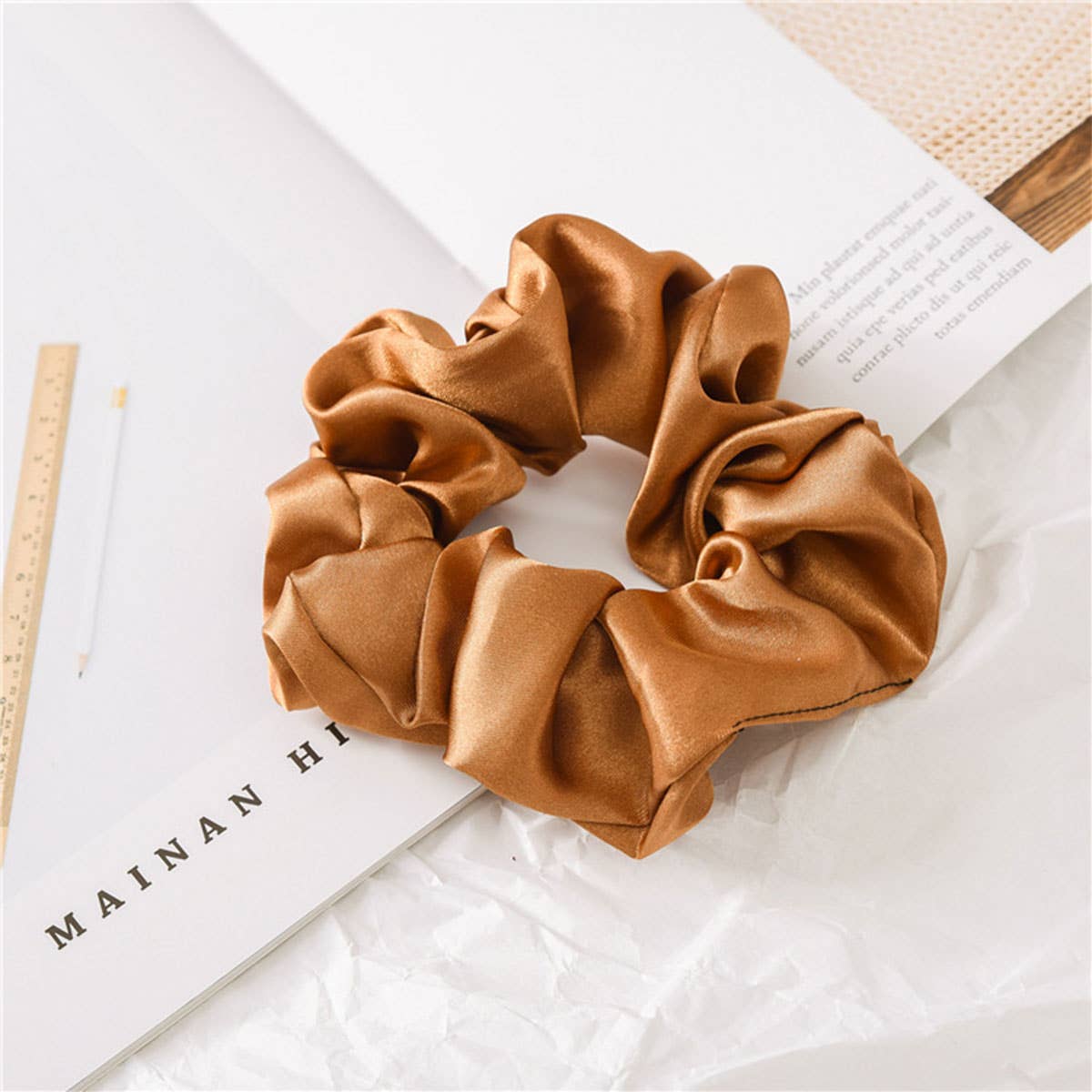 SATIN SCRUNCHIES SET FOR WOMEN SIMPLE STYLISH_CWAHA0343