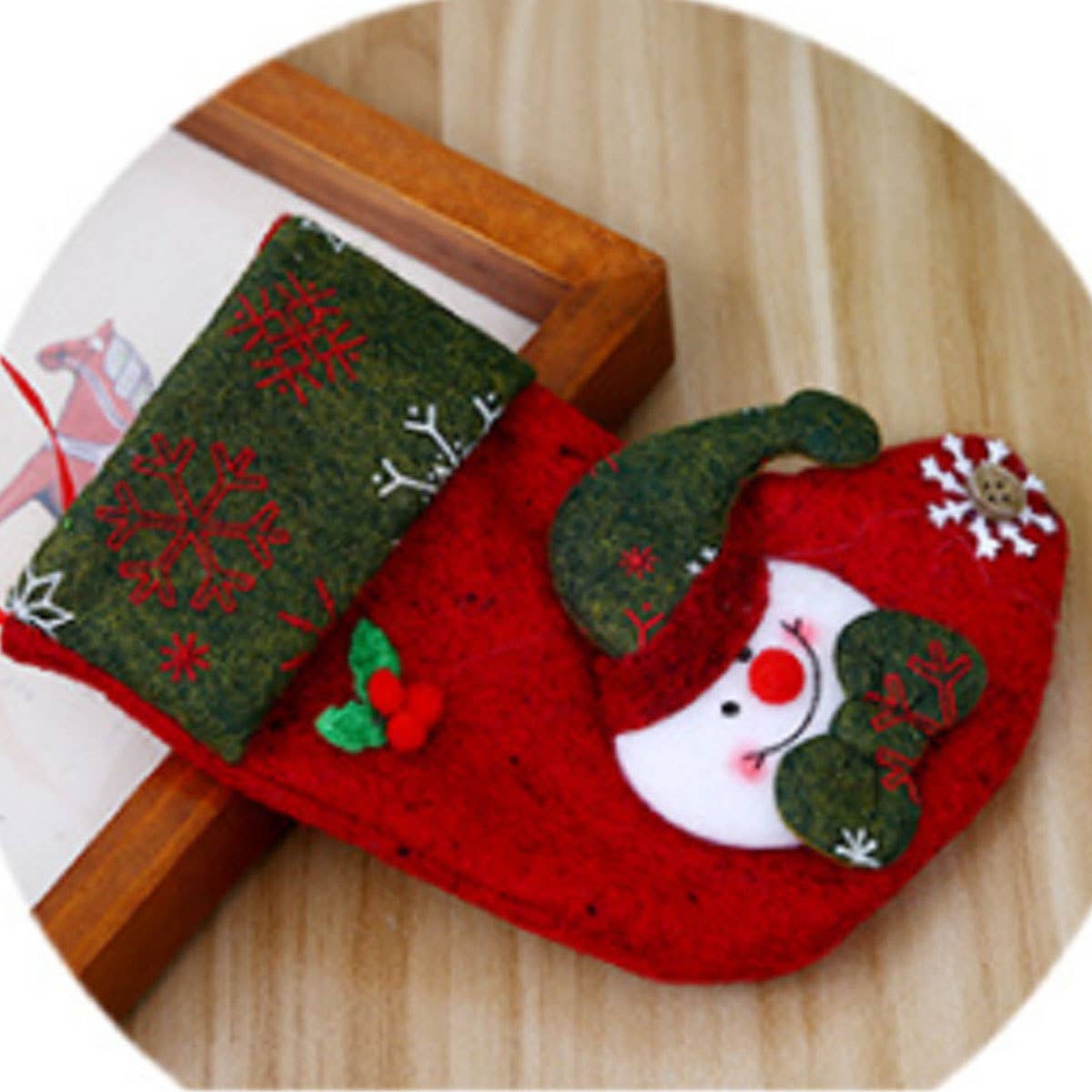 CHRISTMAS DECORATIONS WITH VARIOUS CHRISTMAS SOCKS_CWMS1433