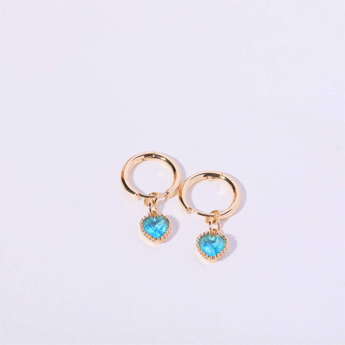 FASHIONABLE HEART BIRTHSTONE EARRINGS_CWMM5350