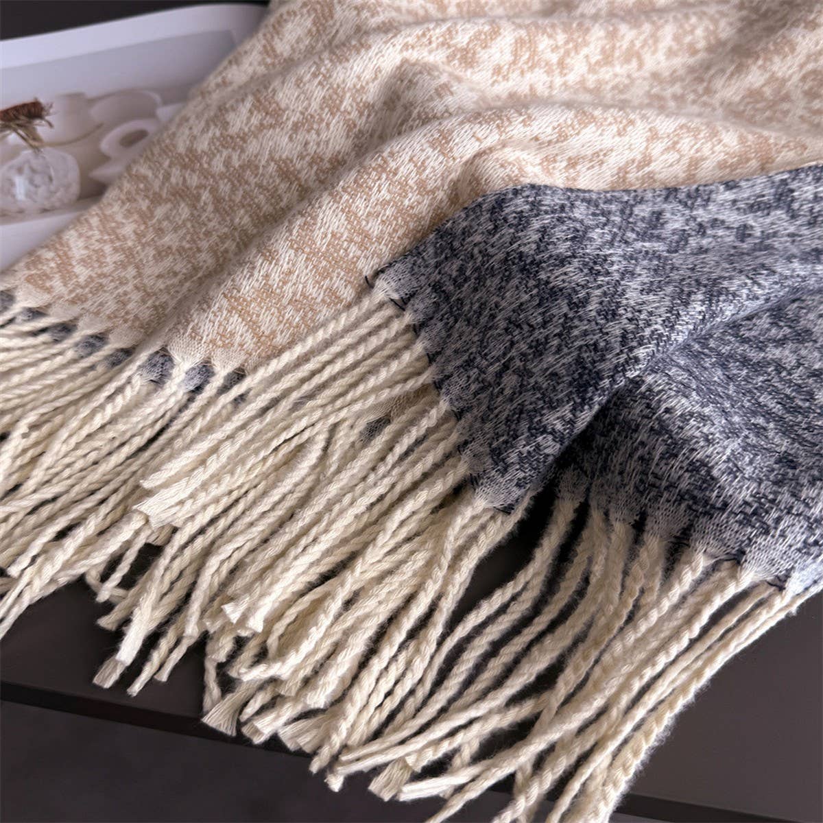 Colorblock Cashmere Feel Soft Warm Tassel Scarf_Cwasc03242