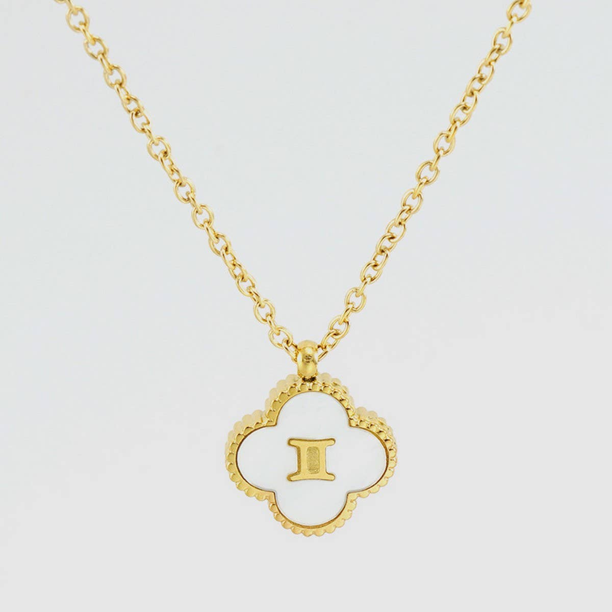 SHELL FOUR LEAF CLOVER CONSTELLATION NECKLACE_CWAJE0688