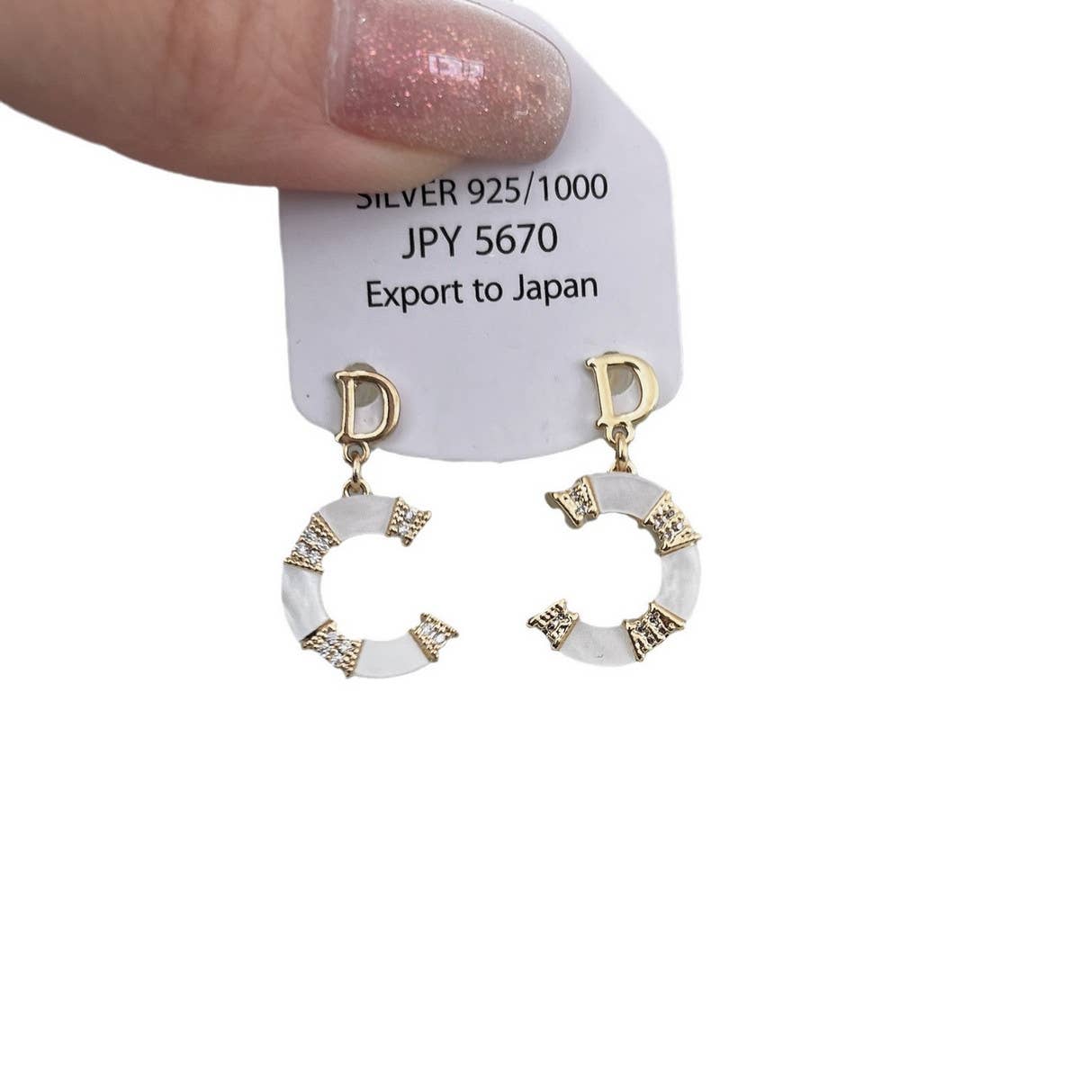 SMALL FRESH C SHAPED EARRINGS_CWAJE2016