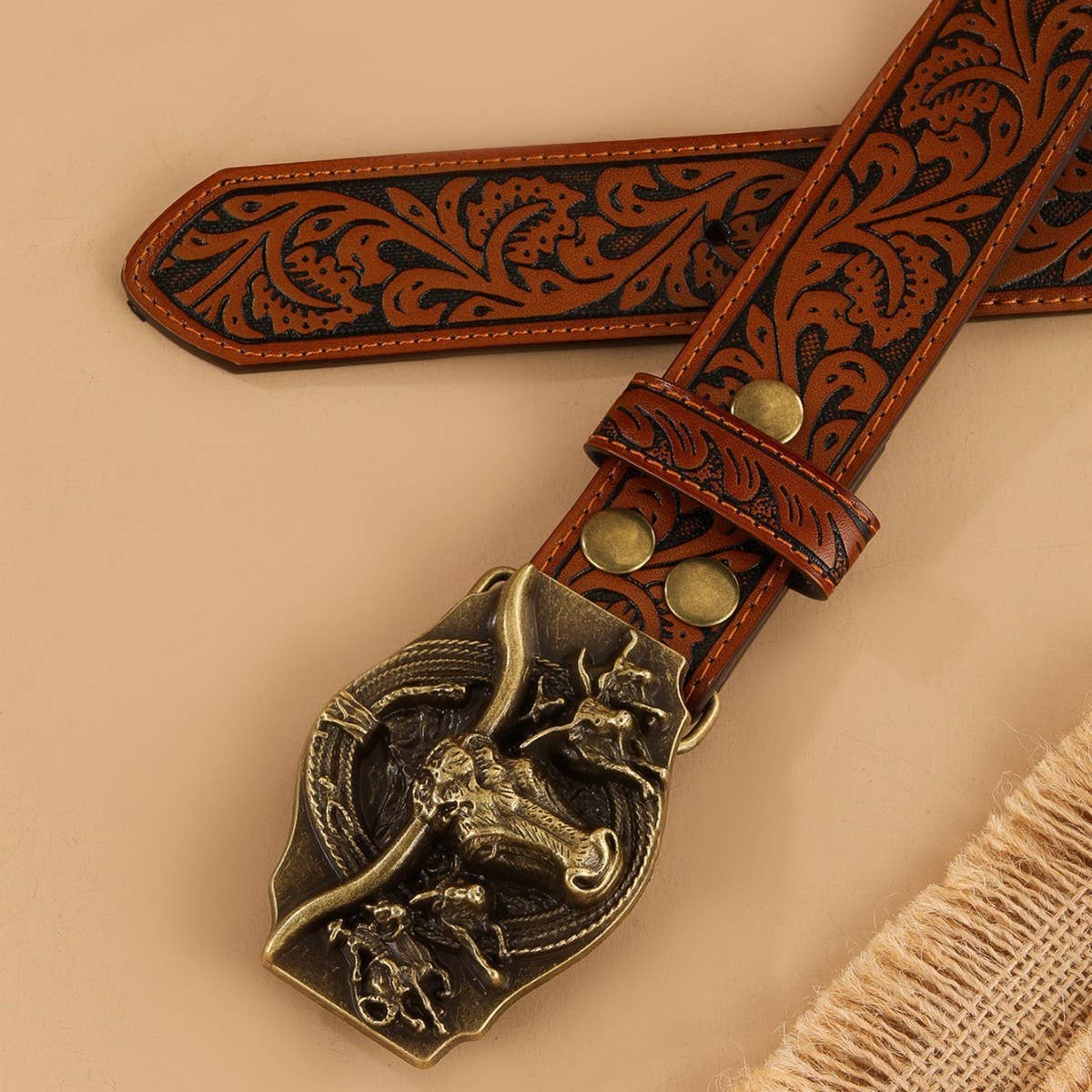 Vintage Embossed Belt Engraved Bull Head Style Belt_Cwmm3943